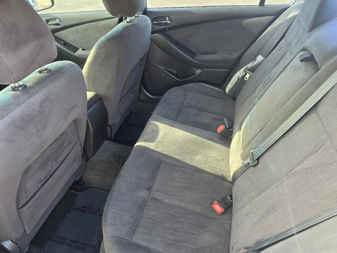 Nissan Altima 2.5 S 2010