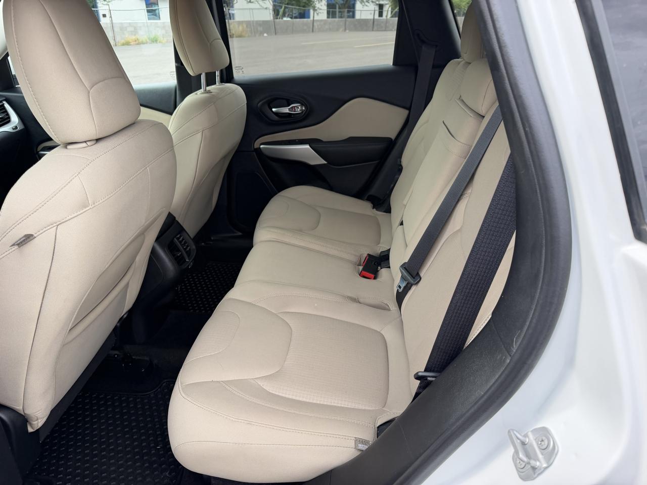 Jeep Cherokee Latitude 4WD 2017