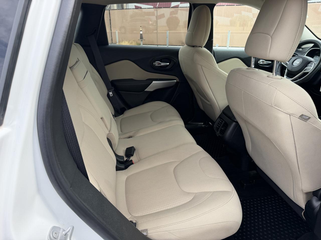Jeep Cherokee Latitude 4WD 2017