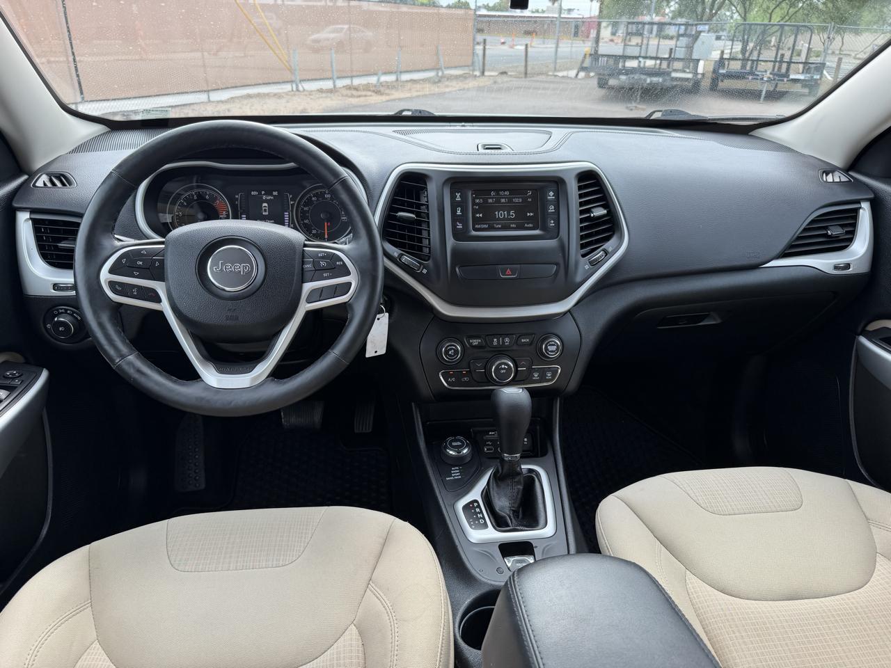 Jeep Cherokee Latitude 4WD 2017