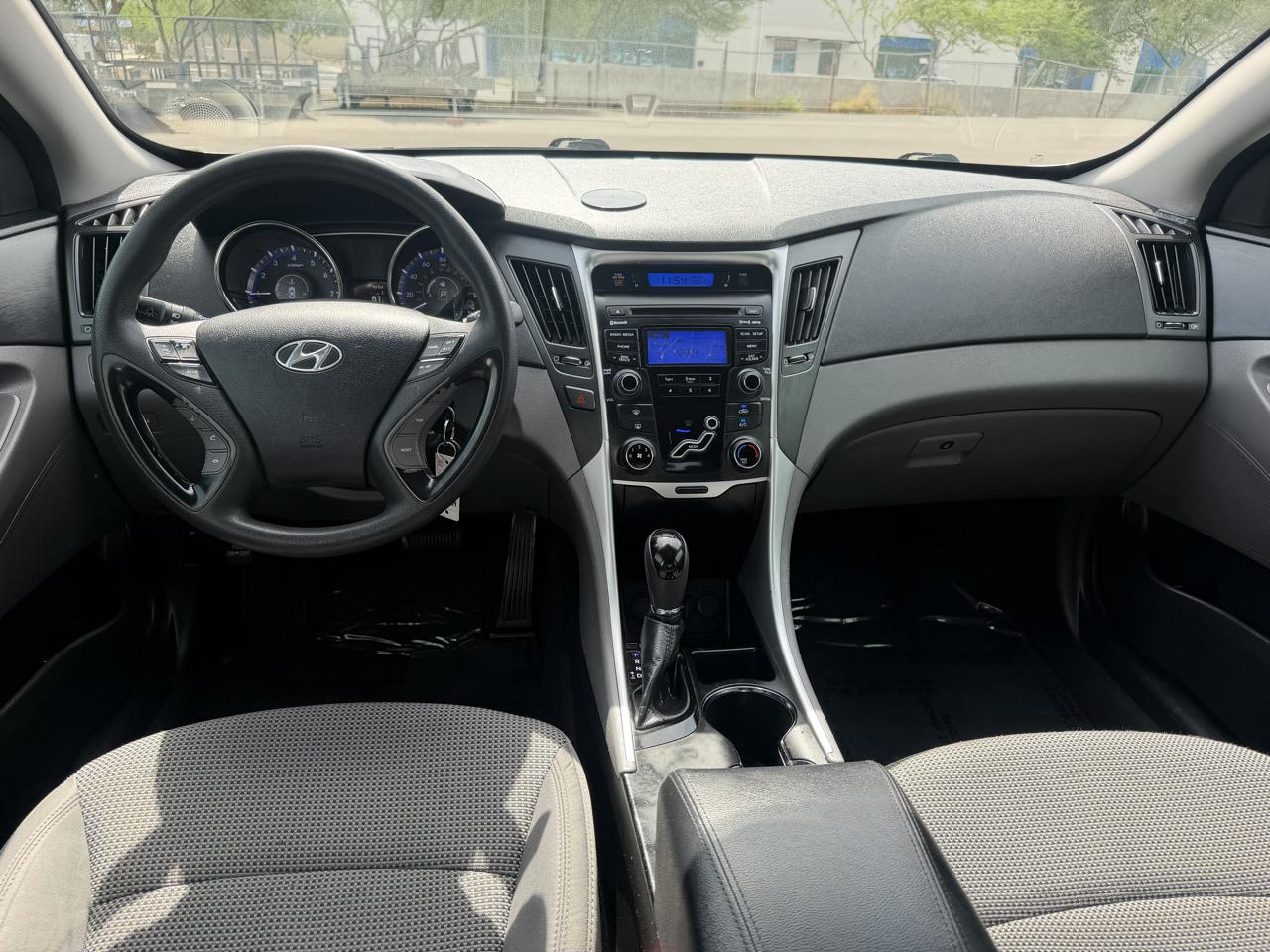 Hyundai Sonata GLS 2013