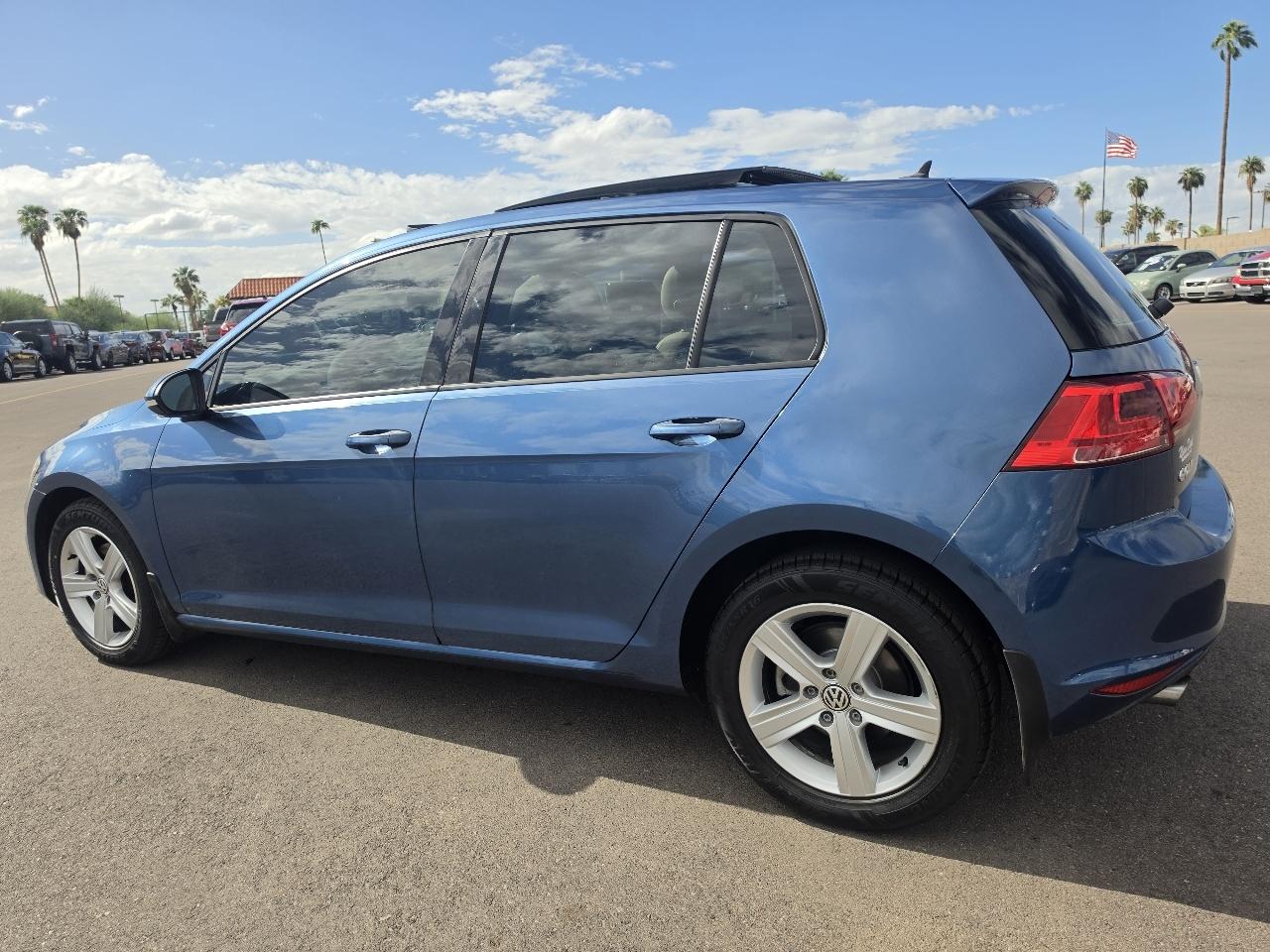 Volkswagen Golf TSI S 6A 2017