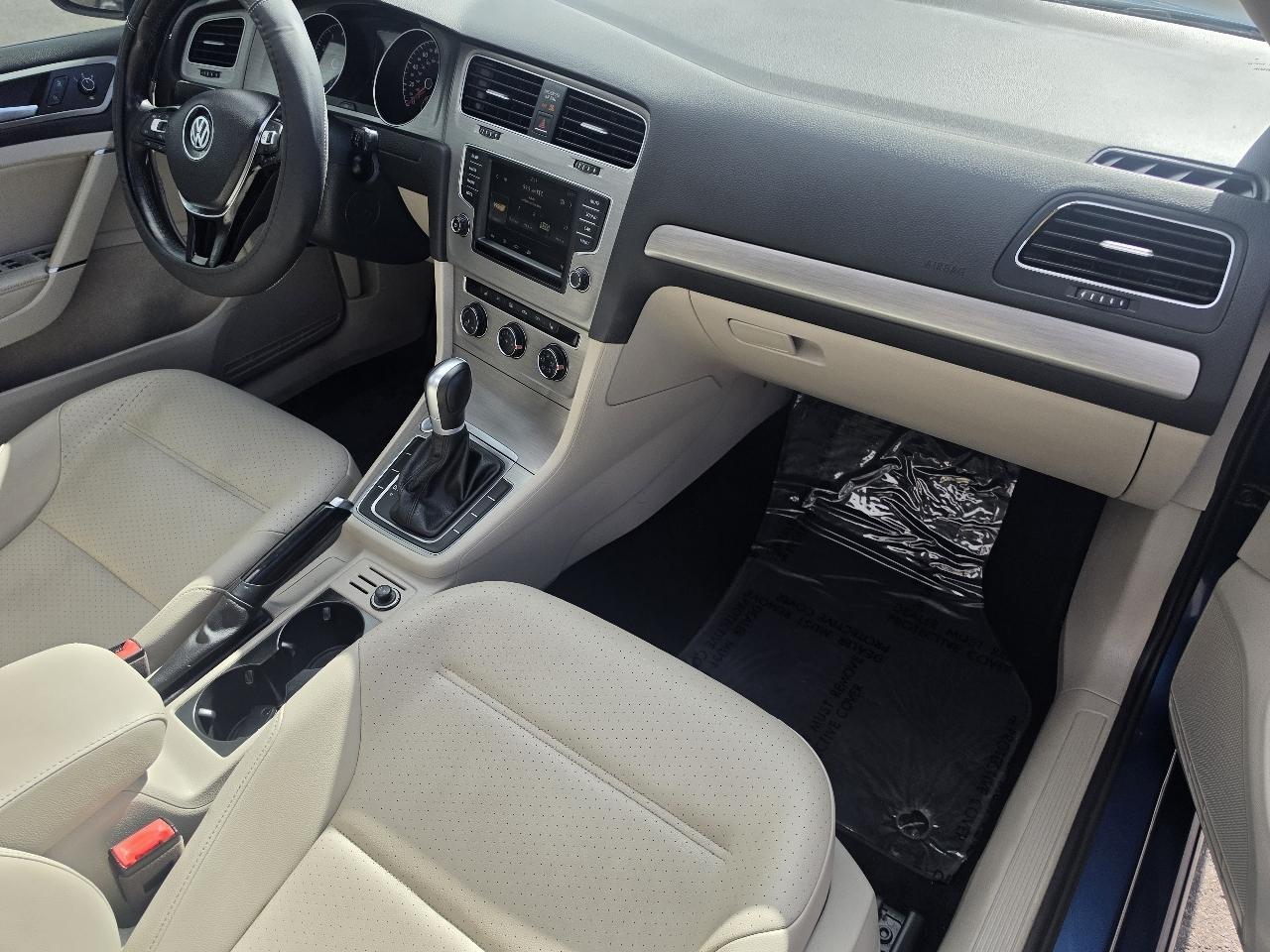 Volkswagen Golf TSI S 6A 2017