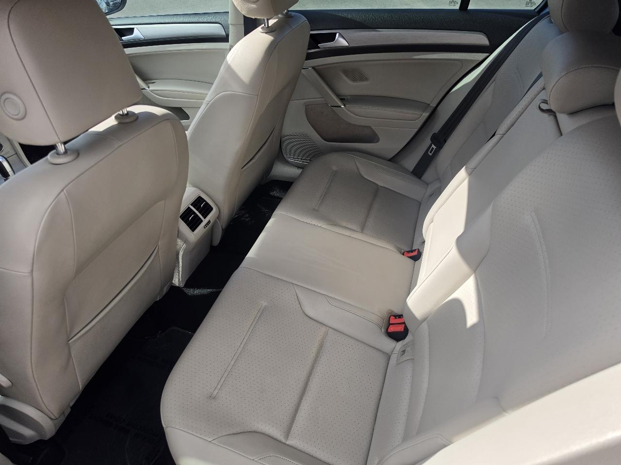 Volkswagen Golf TSI S 6A 2017