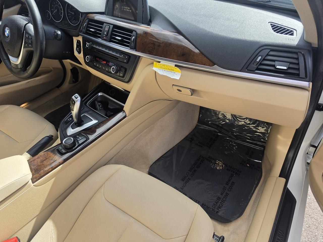 BMW 3-Series 328i Sedan 2015