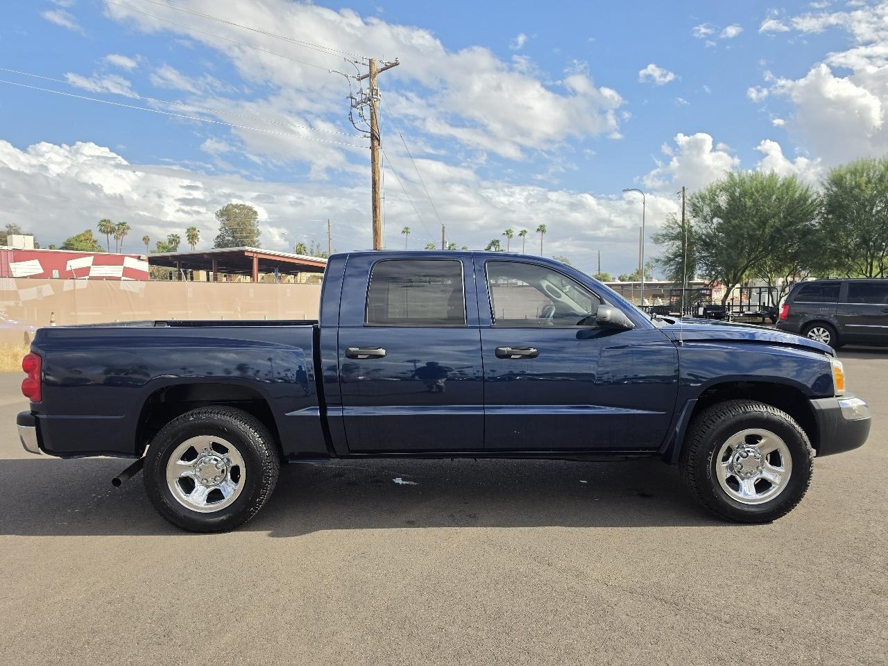 Dodge Dakota SLT Quad Cab 2WD 2005