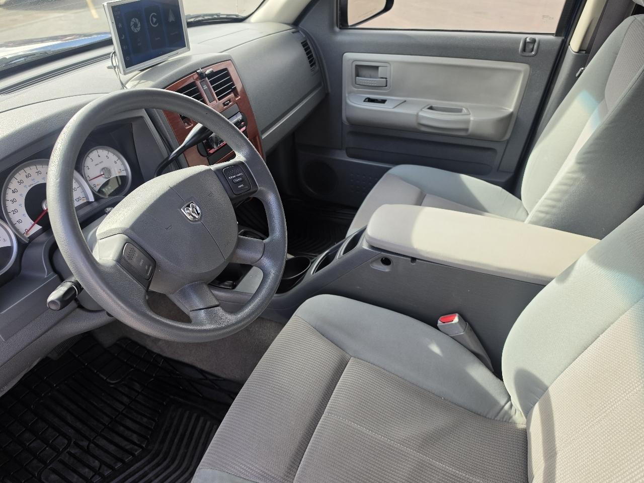 Dodge Dakota SLT Quad Cab 2WD 2005