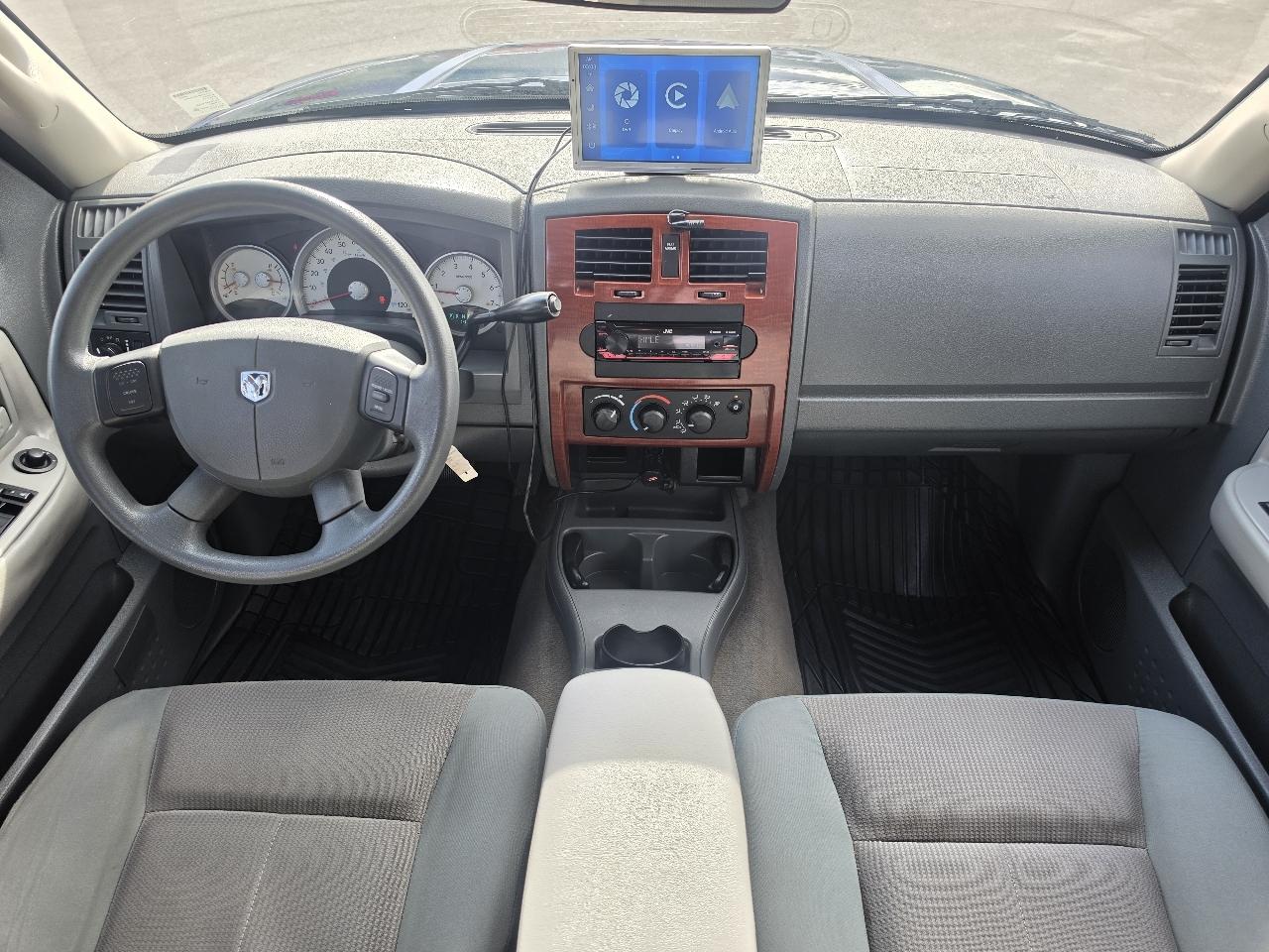 Dodge Dakota SLT Quad Cab 2WD 2005