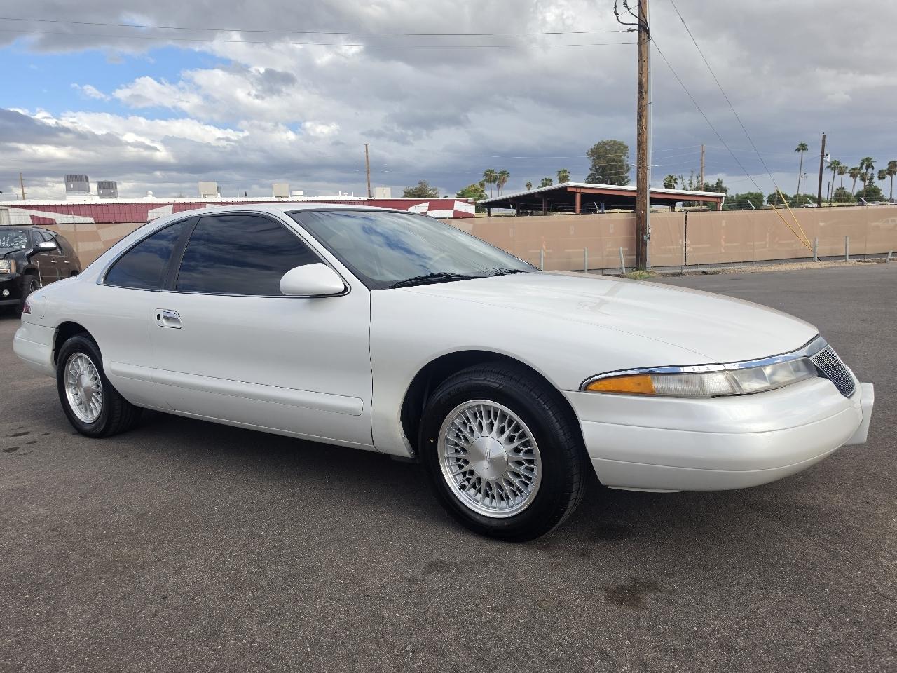Lincoln Mark VIII Base 1996