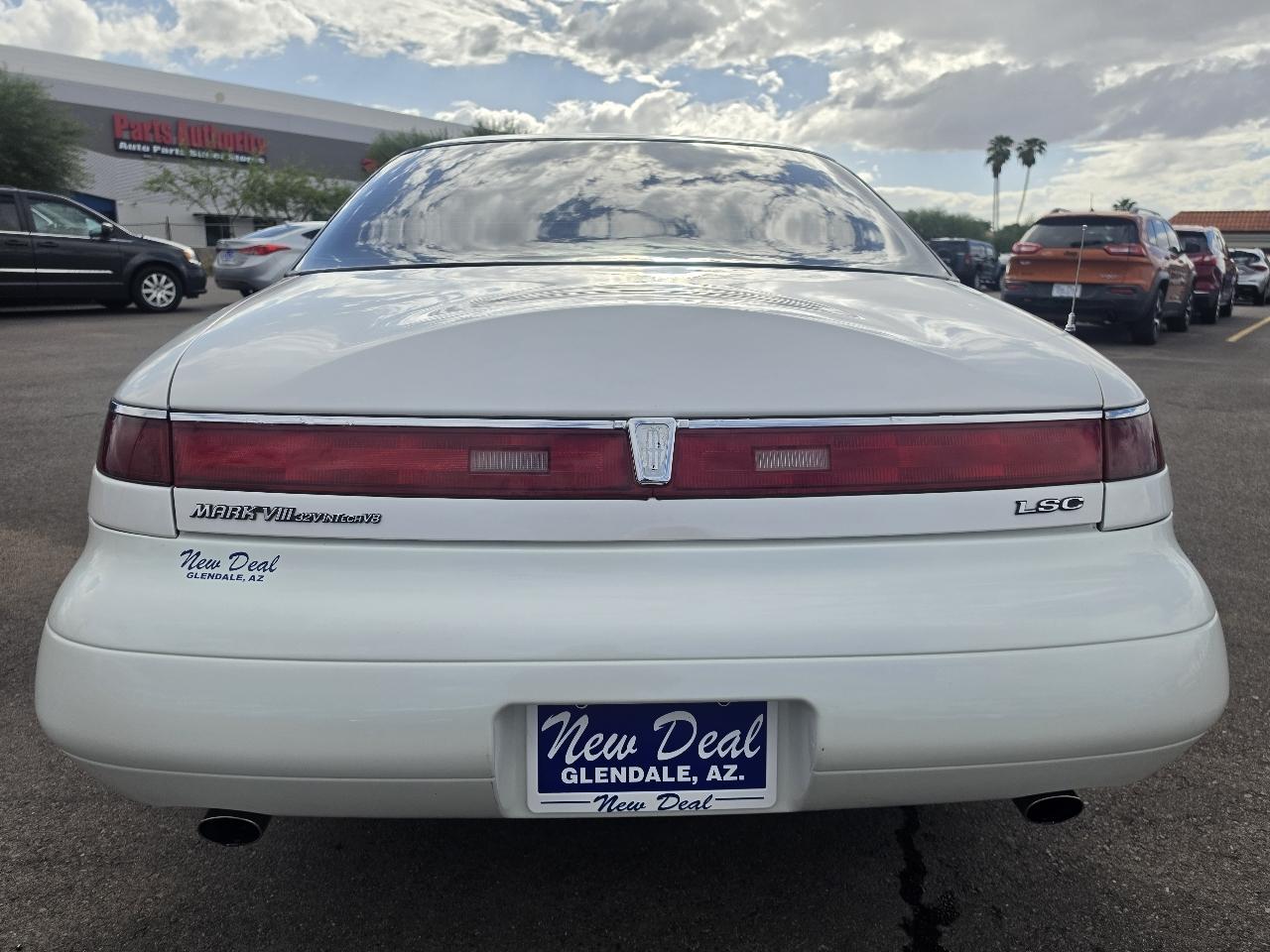 Lincoln Mark VIII Base 1996
