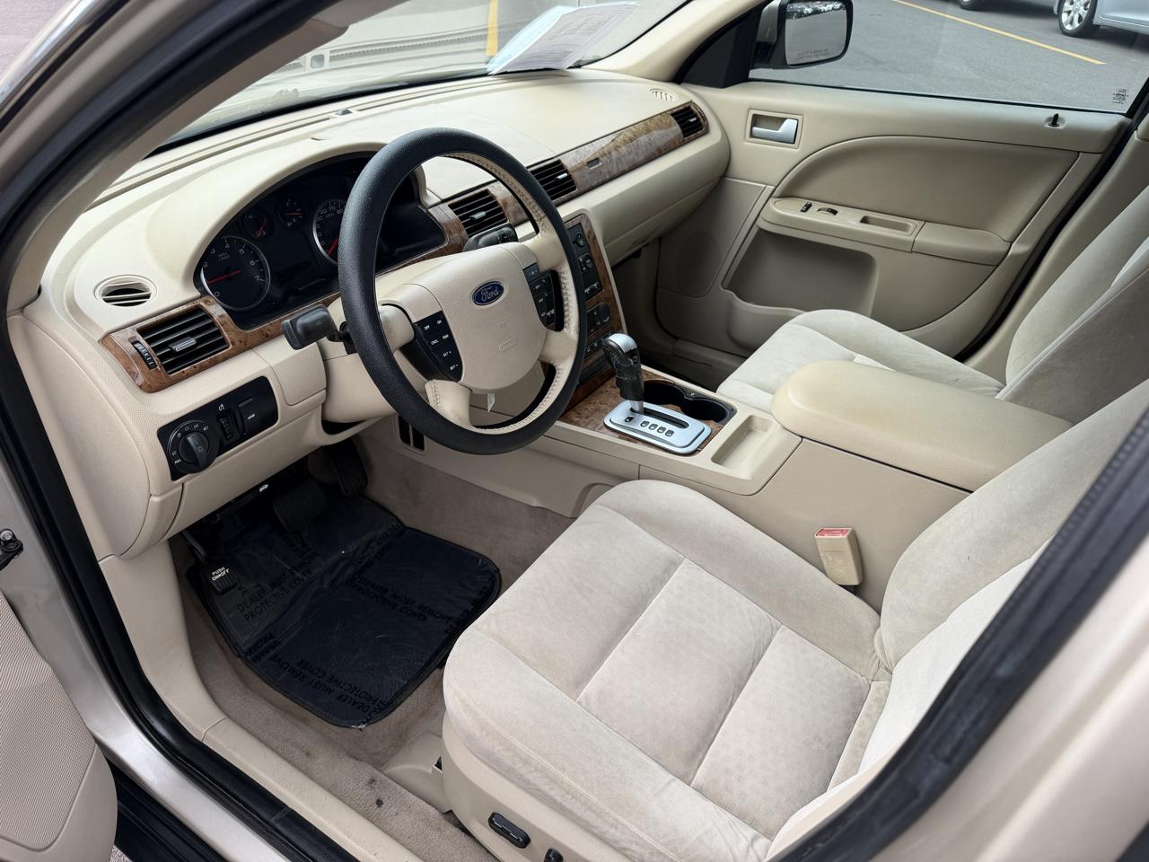 Ford Five Hundred SEL 2006