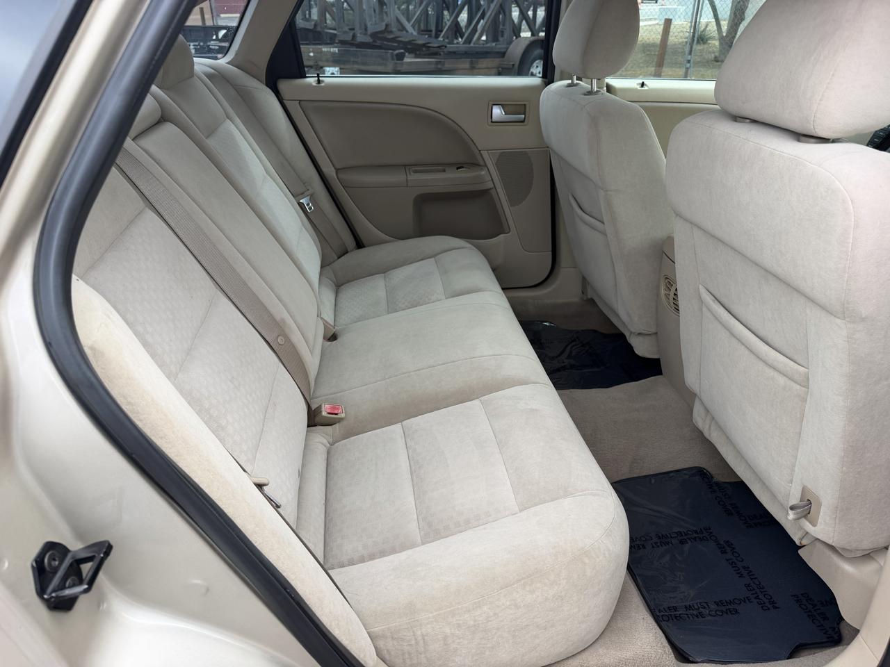 Ford Five Hundred SEL 2006