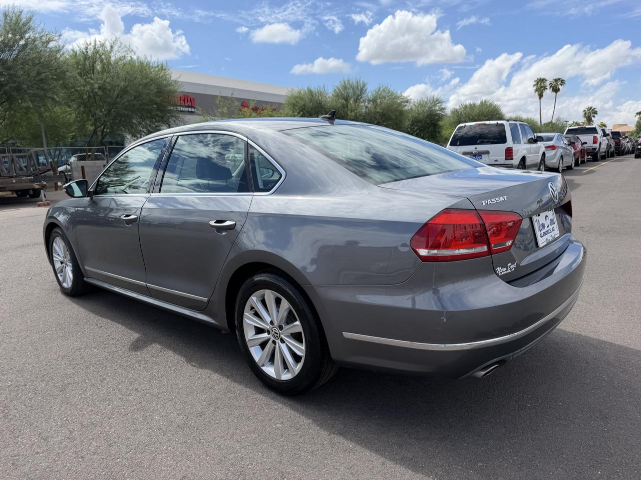 Volkswagen Passat 2.5L SEL 2012