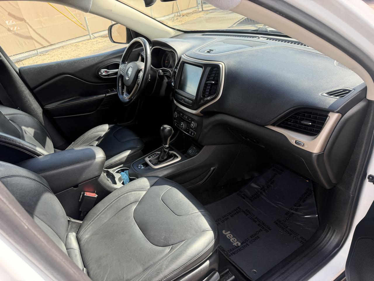Jeep Cherokee Limited FWD 2015