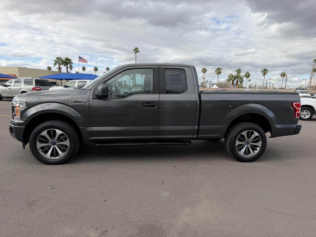 Ford F-150 2WD Supercab 163" XL 2019