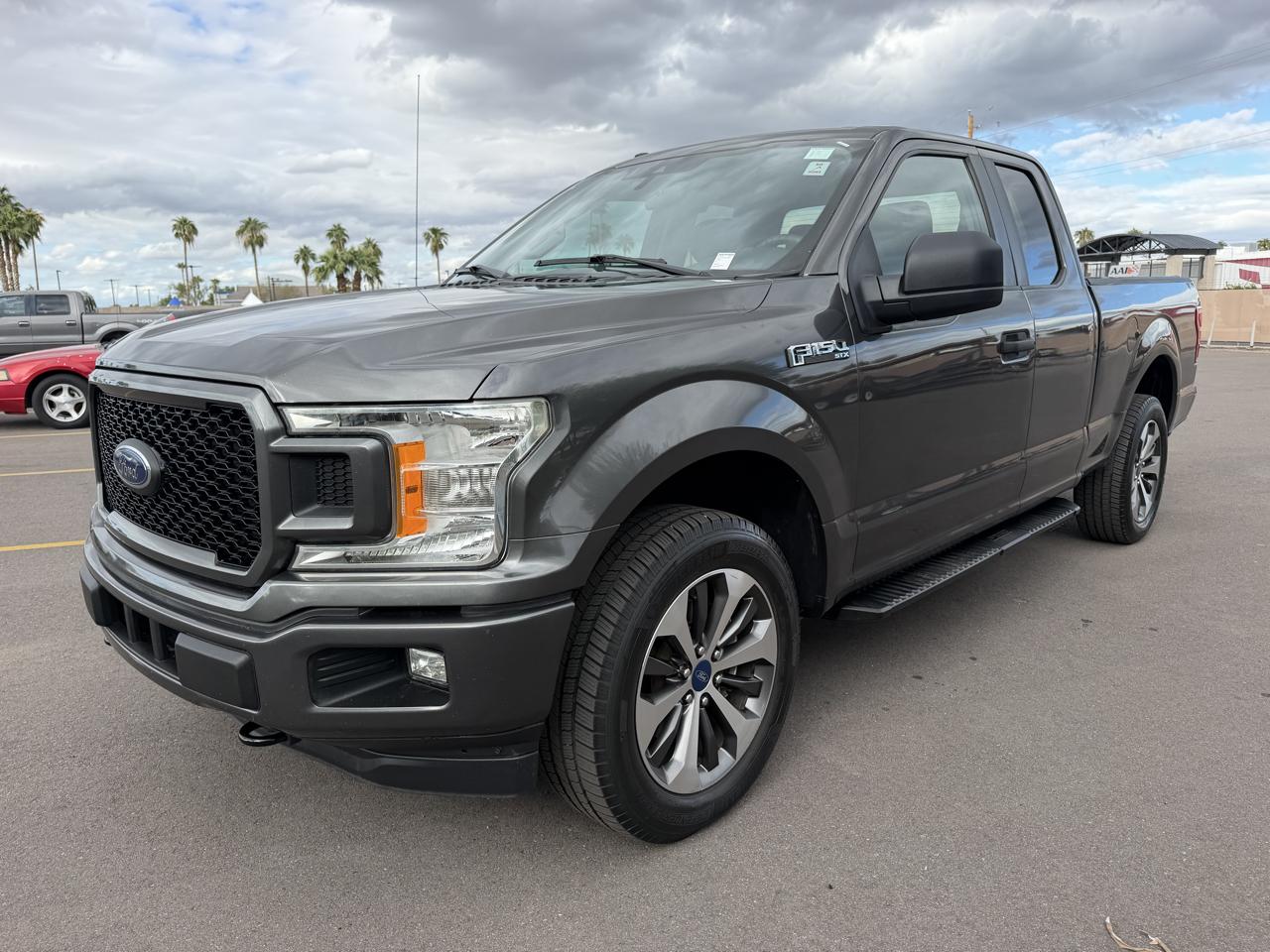 Ford F-150 2WD Supercab 163" XL 2019