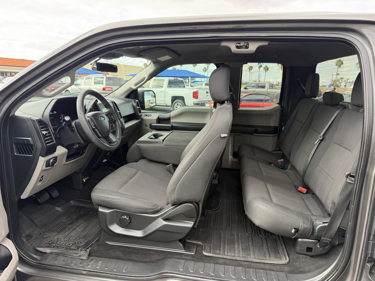 Ford F-150 2WD Supercab 163" XL 2019