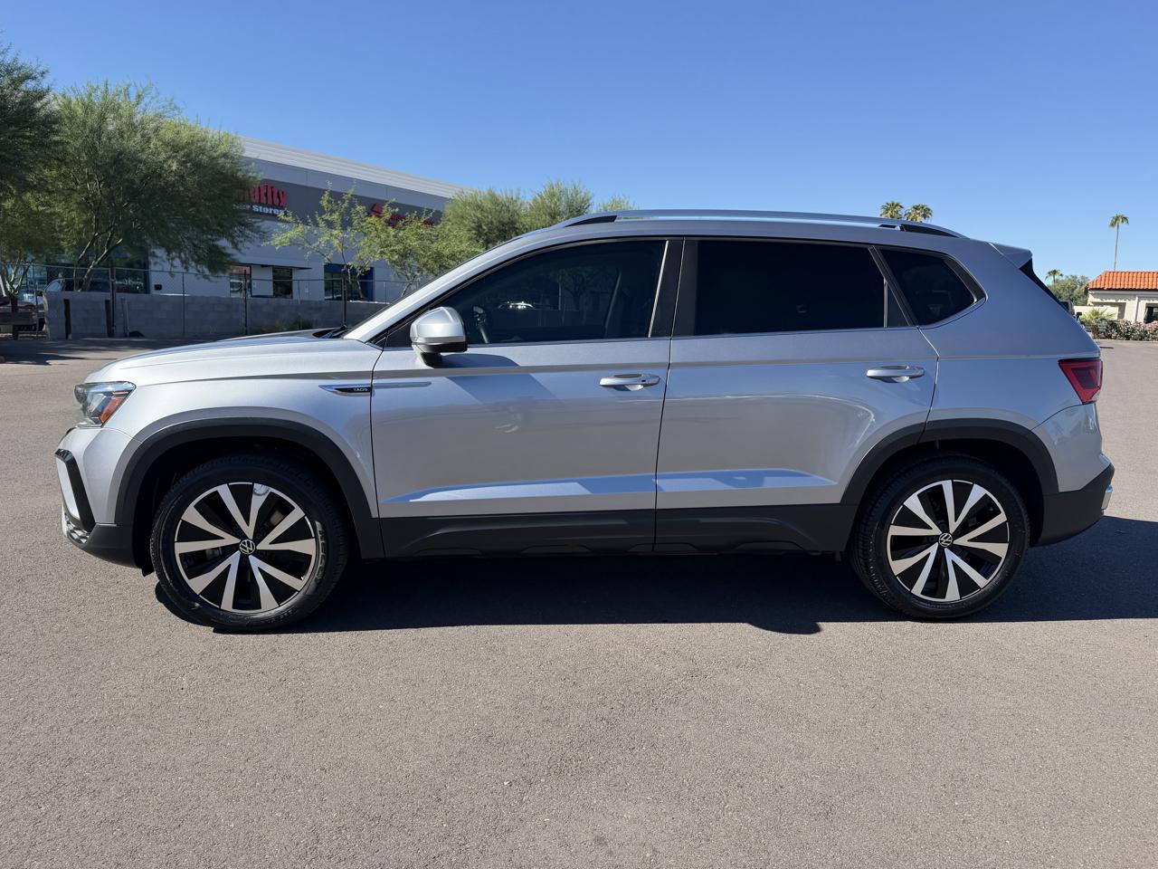 Volkswagen Taos SE 2022