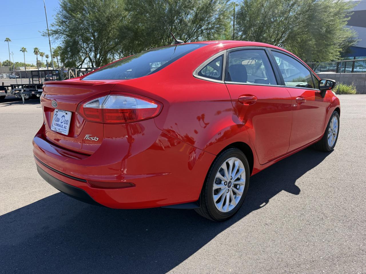 Ford Fiesta SE Sedan 2014