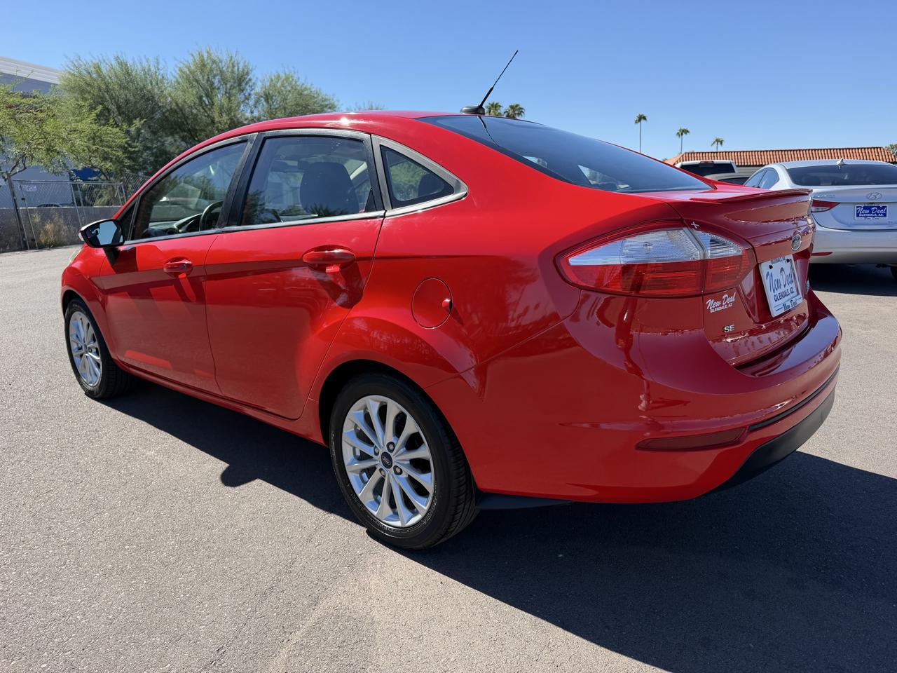 Ford Fiesta SE Sedan 2014