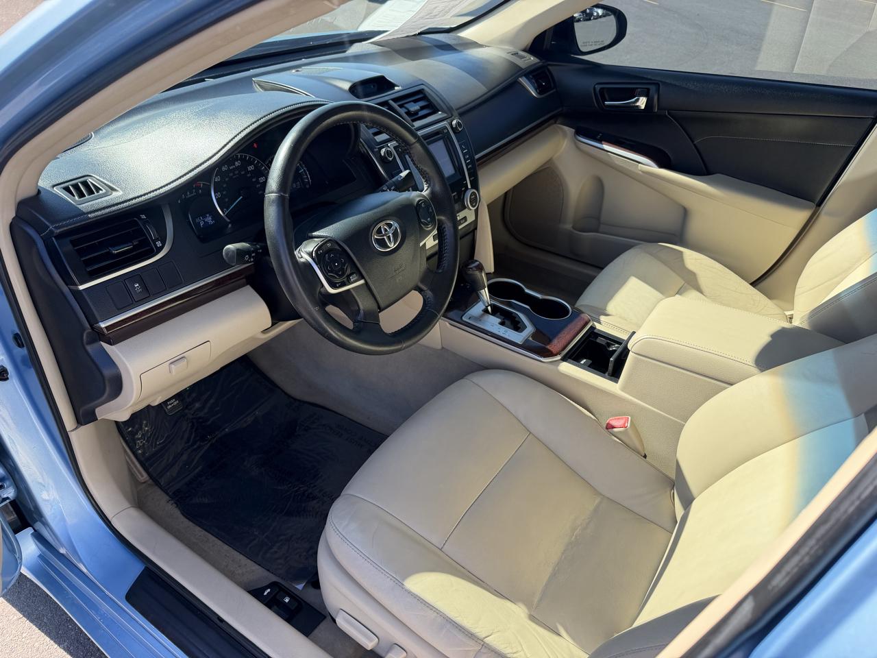 Toyota Camry XLE 2013