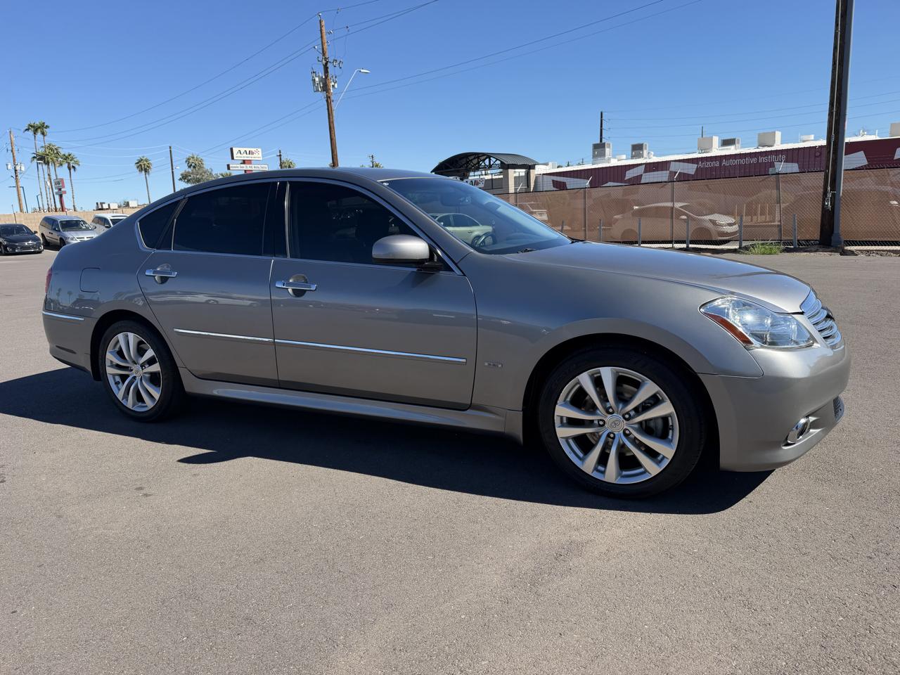 Infiniti M 35 Sedan 2008