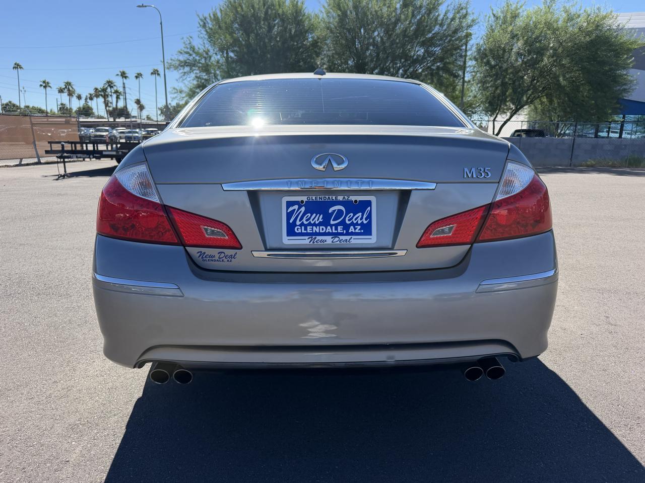 Infiniti M 35 Sedan 2008