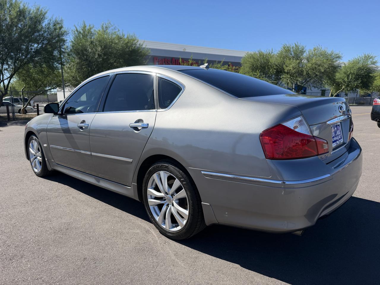Infiniti M 35 Sedan 2008