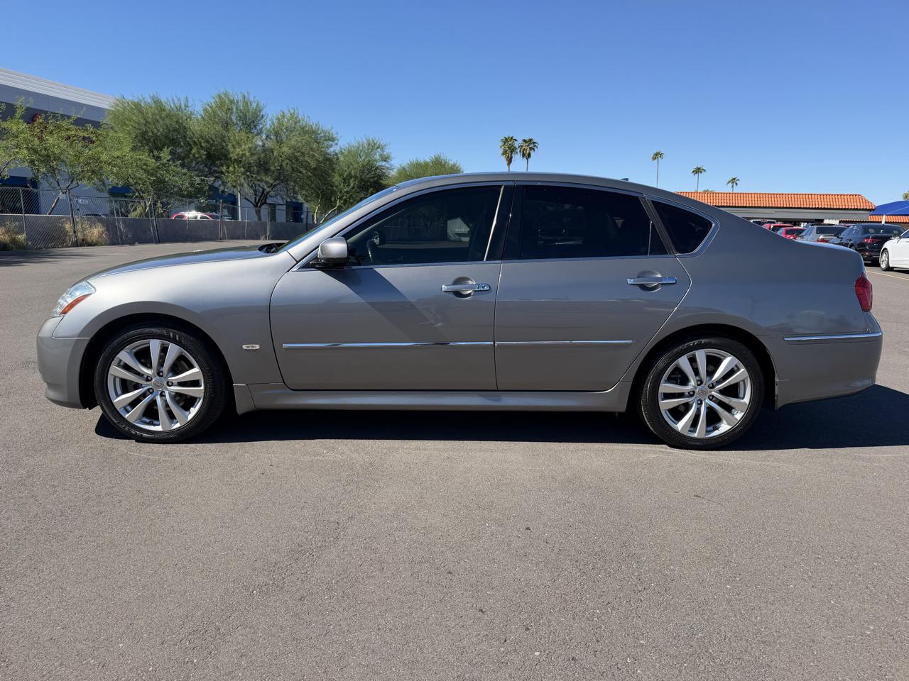 Infiniti M 35 Sedan 2008