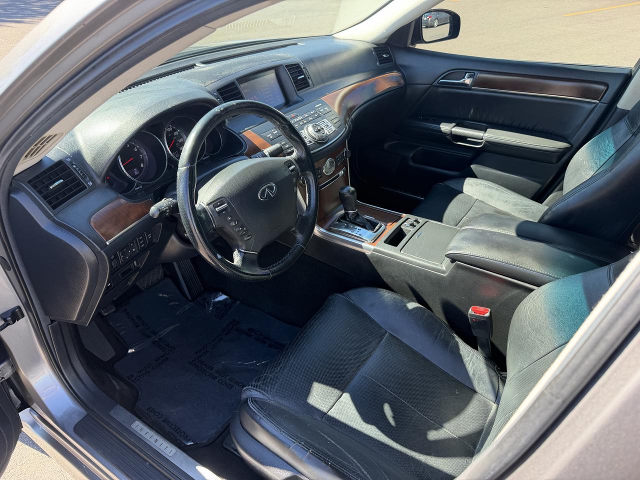Infiniti M 35 Sedan 2008