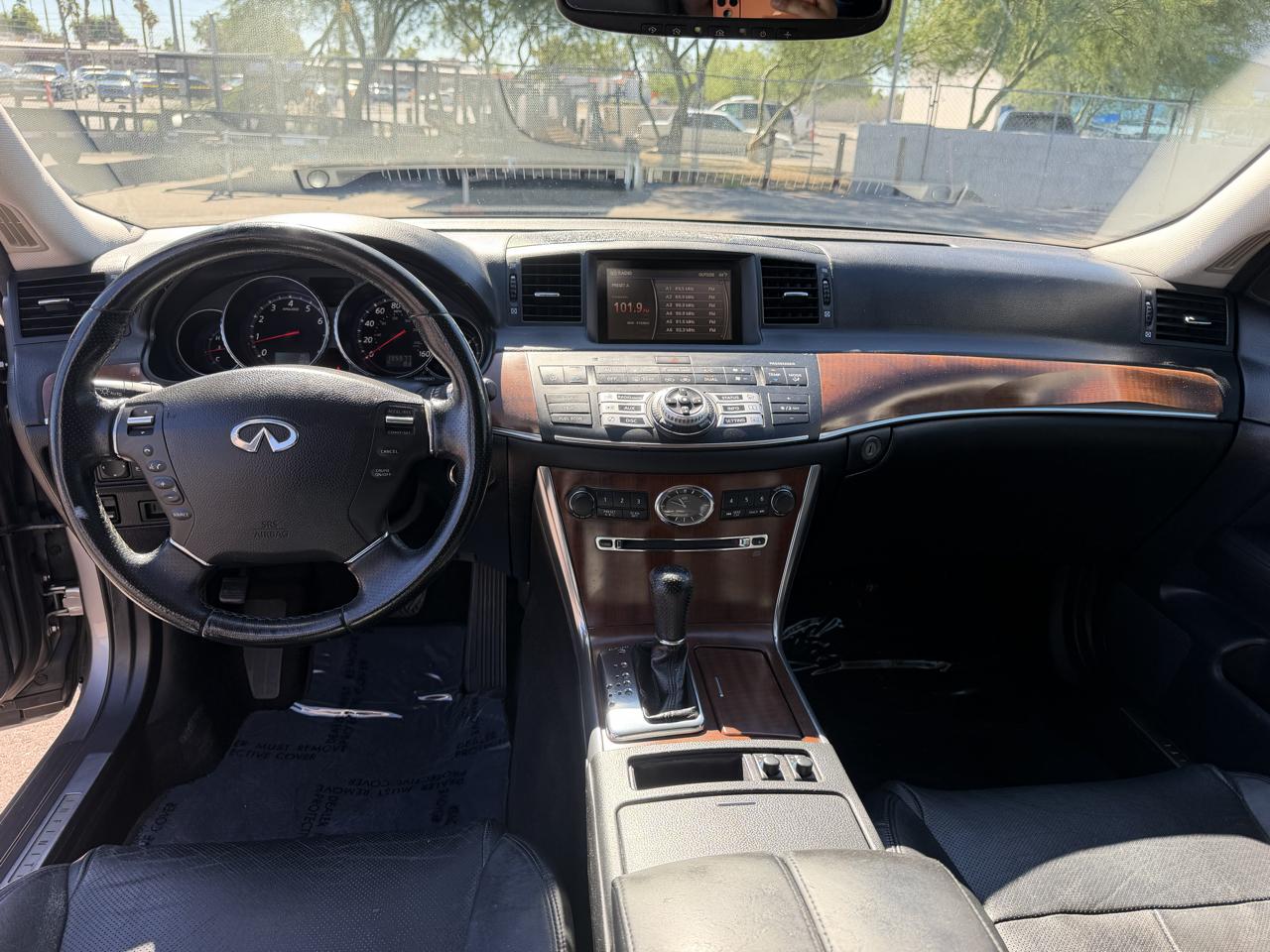 Infiniti M 35 Sedan 2008