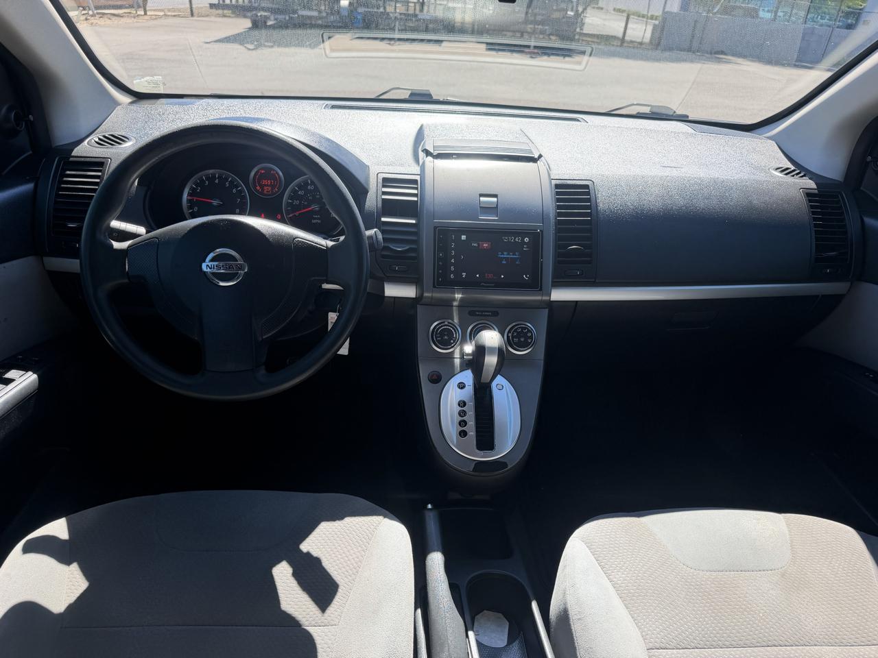 Nissan Sentra 2.0 SL 2010