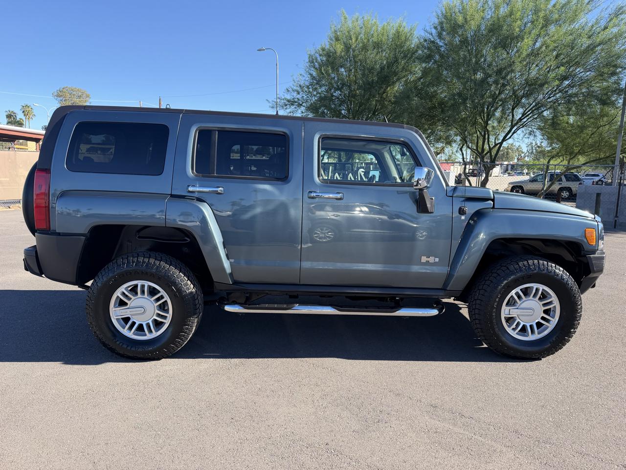 HUMMER H3 Sport Utility 2006