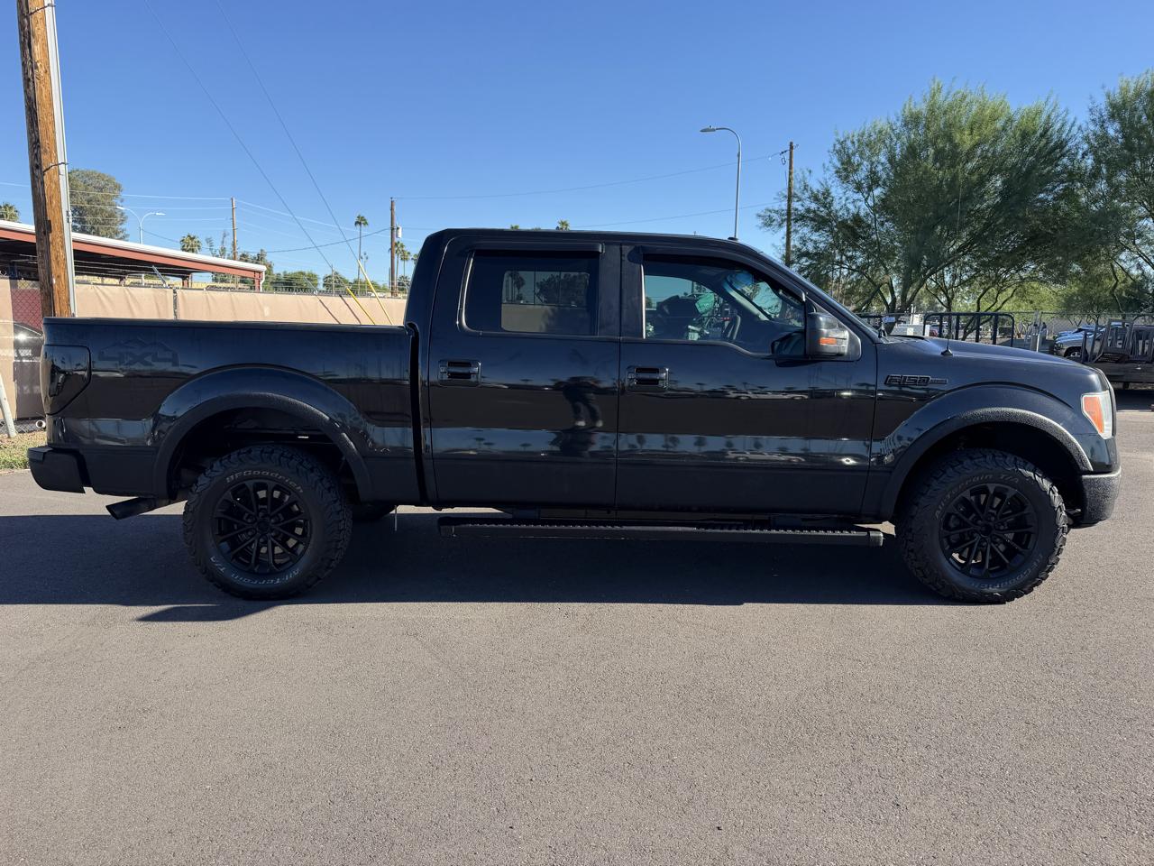 Ford F-150 2WD SuperCrew 139" XL 2013