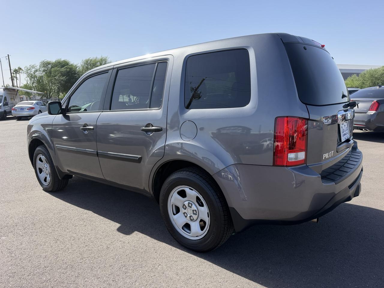 Honda Pilot LX 2WD 5-Spd AT 2015