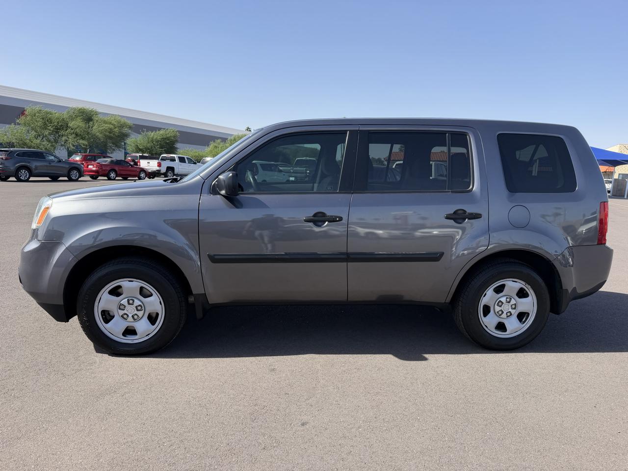 Honda Pilot LX 2WD 5-Spd AT 2015