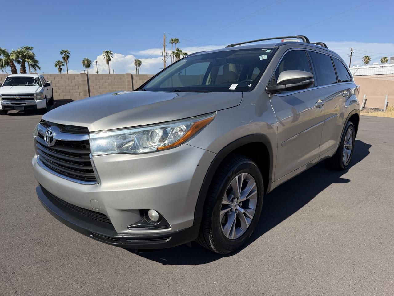 Toyota Highlander XLE FWD V6 2015