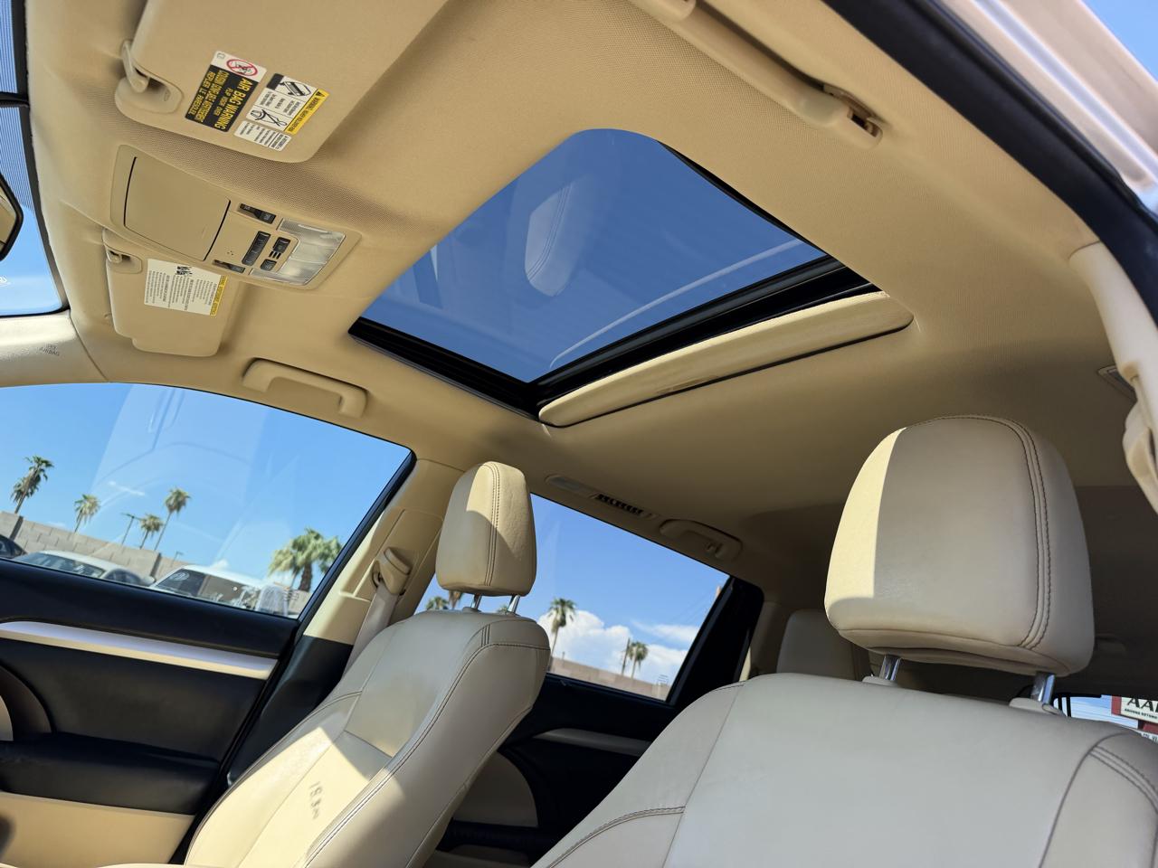Toyota Highlander XLE FWD V6 2015