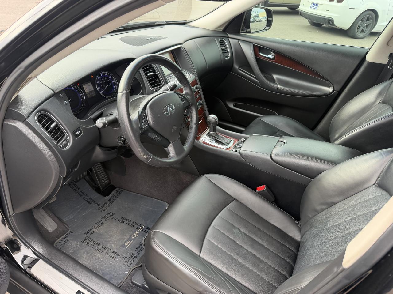 Infiniti QX50 Base RWD 2016