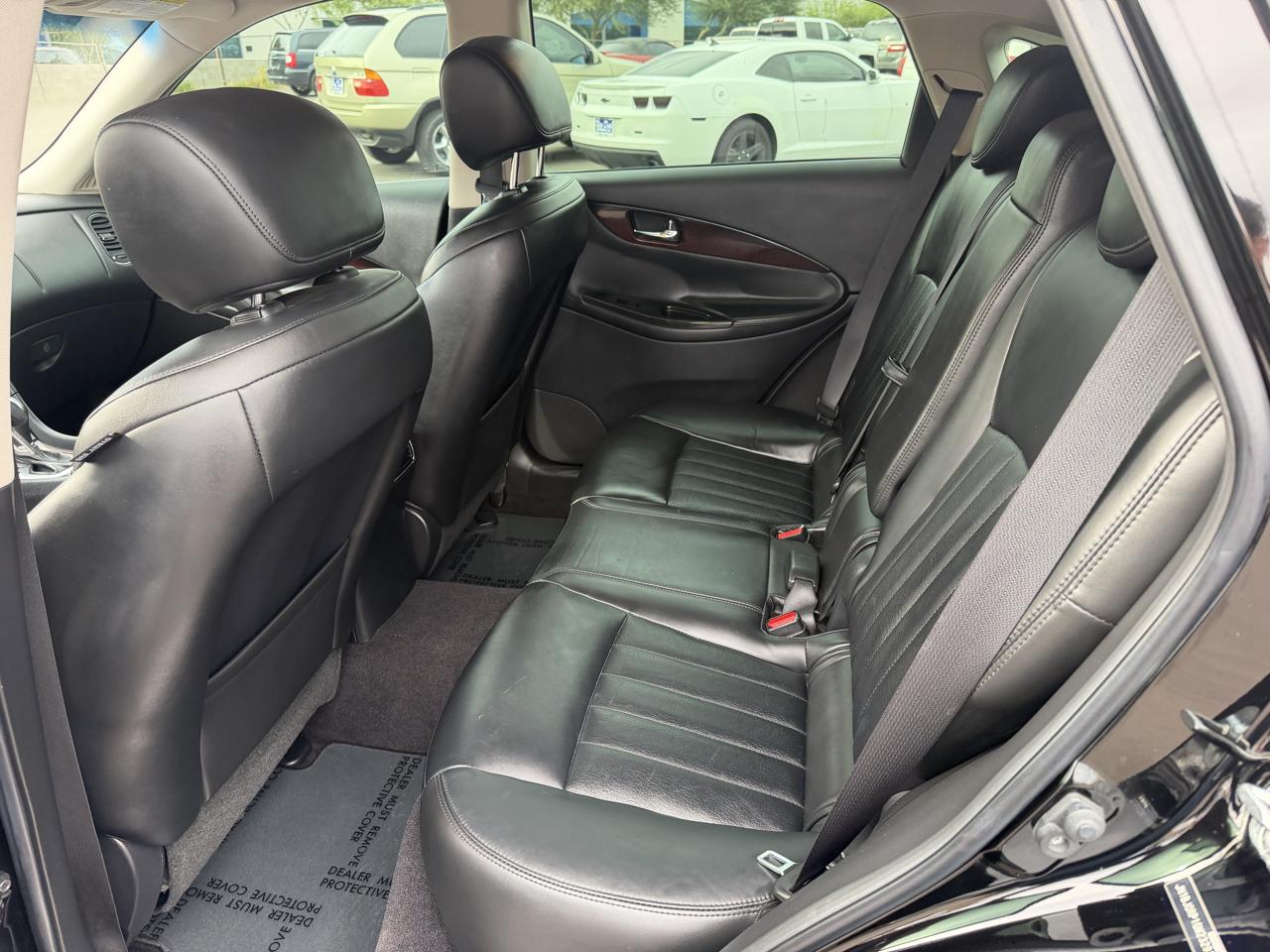 Infiniti QX50 Base RWD 2016