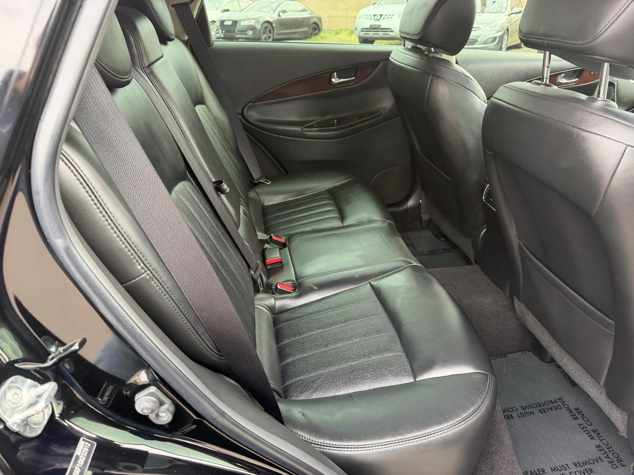 Infiniti QX50 Base RWD 2016