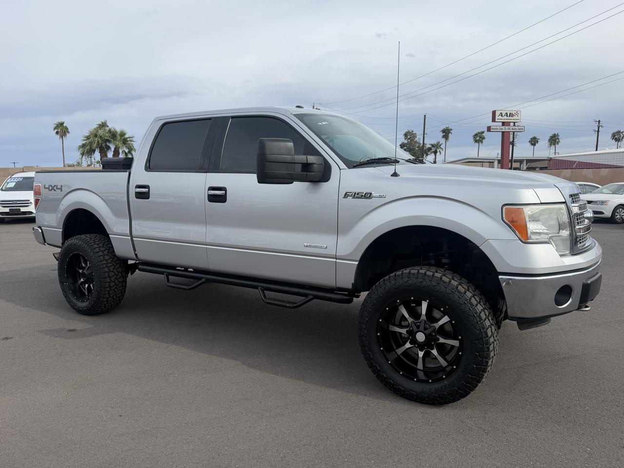 Ford F-150 4WD SuperCrew 139" XL 2013