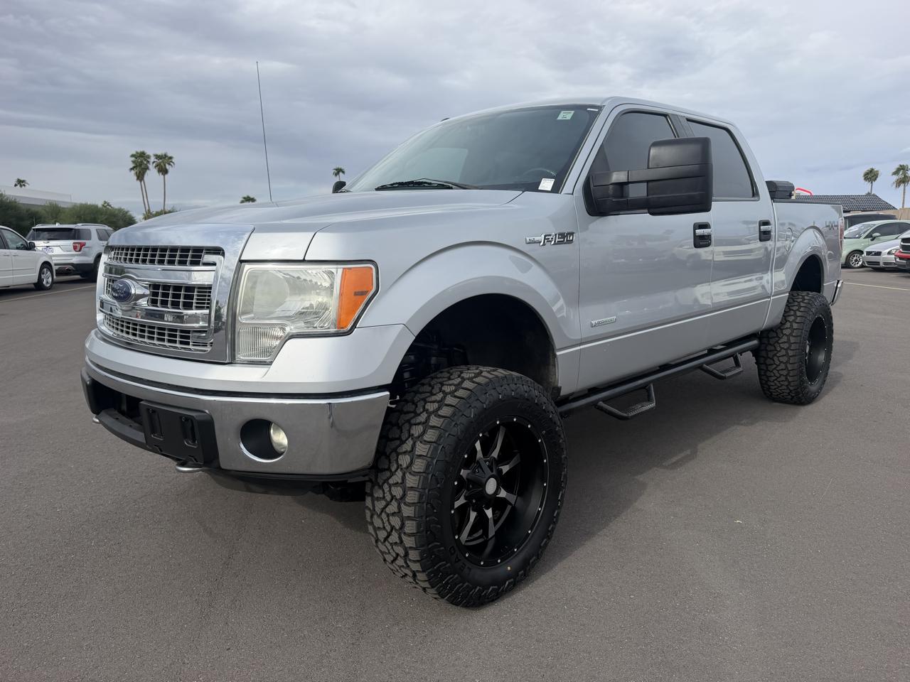 Ford F-150 4WD SuperCrew 139" XL 2013