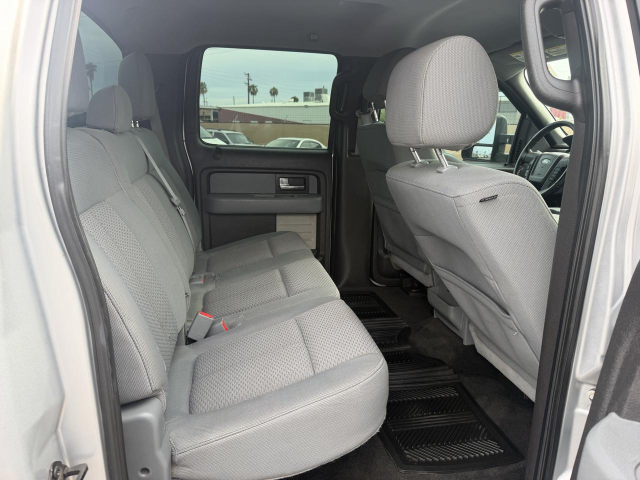 Ford F-150 4WD SuperCrew 139" XL 2013