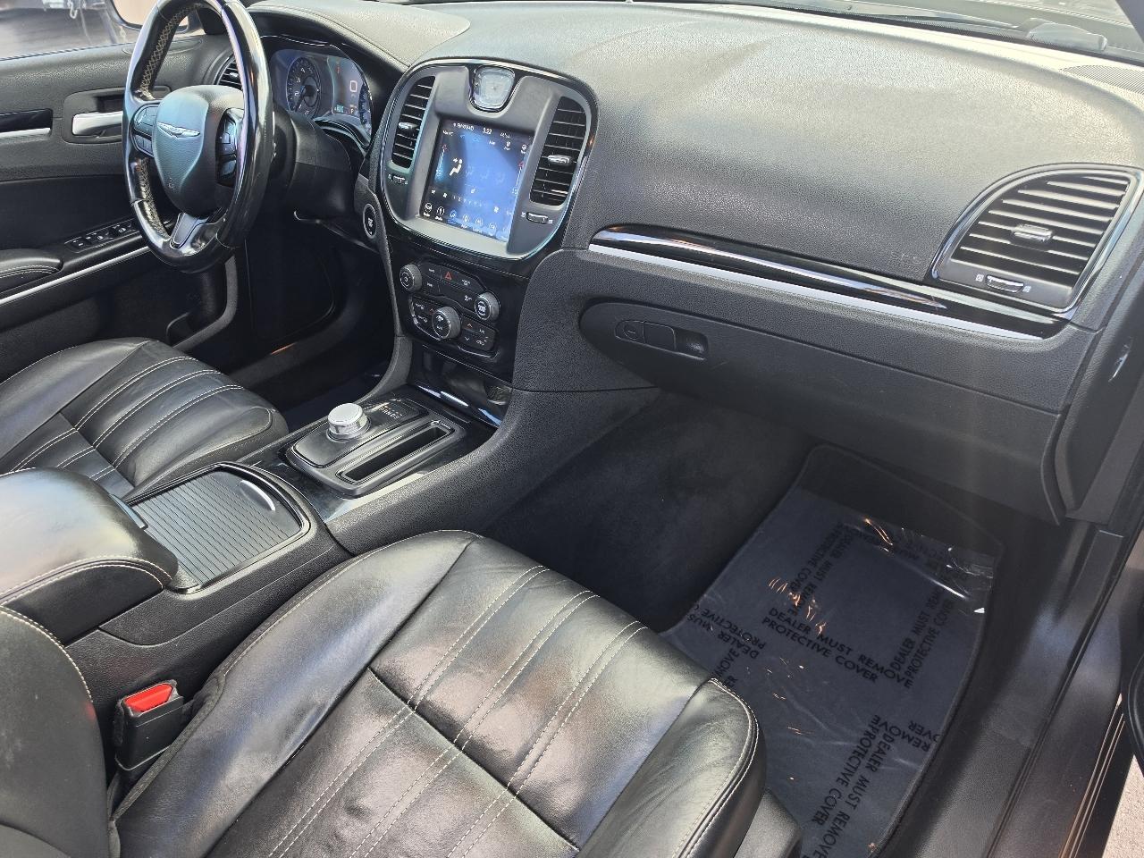 Chrysler 300 S V6 AWD 2019