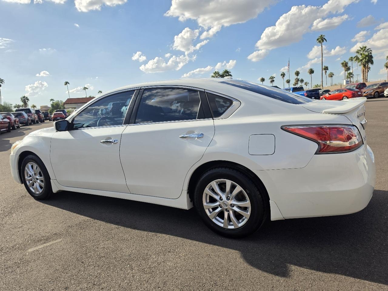 Nissan Altima 2.5 SV 2015