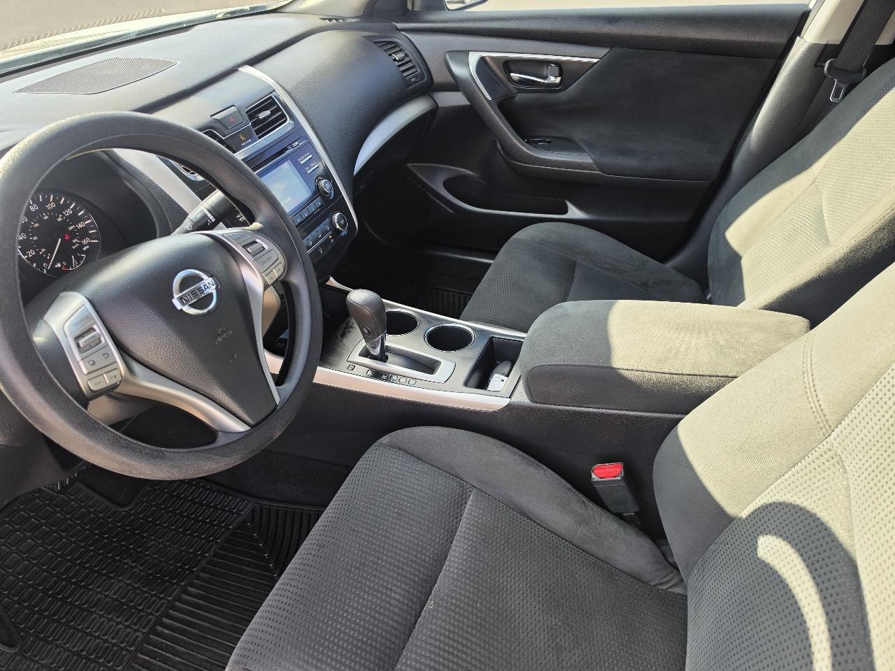 Nissan Altima 2.5 SV 2015