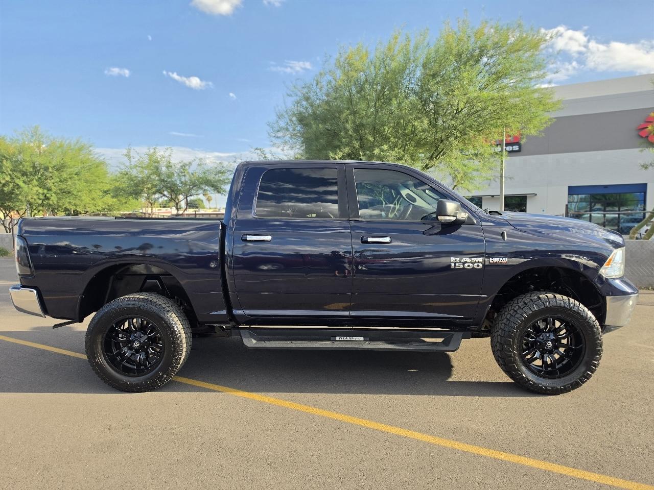 RAM 1500 Big Horn Quad Cab 4WD 2017