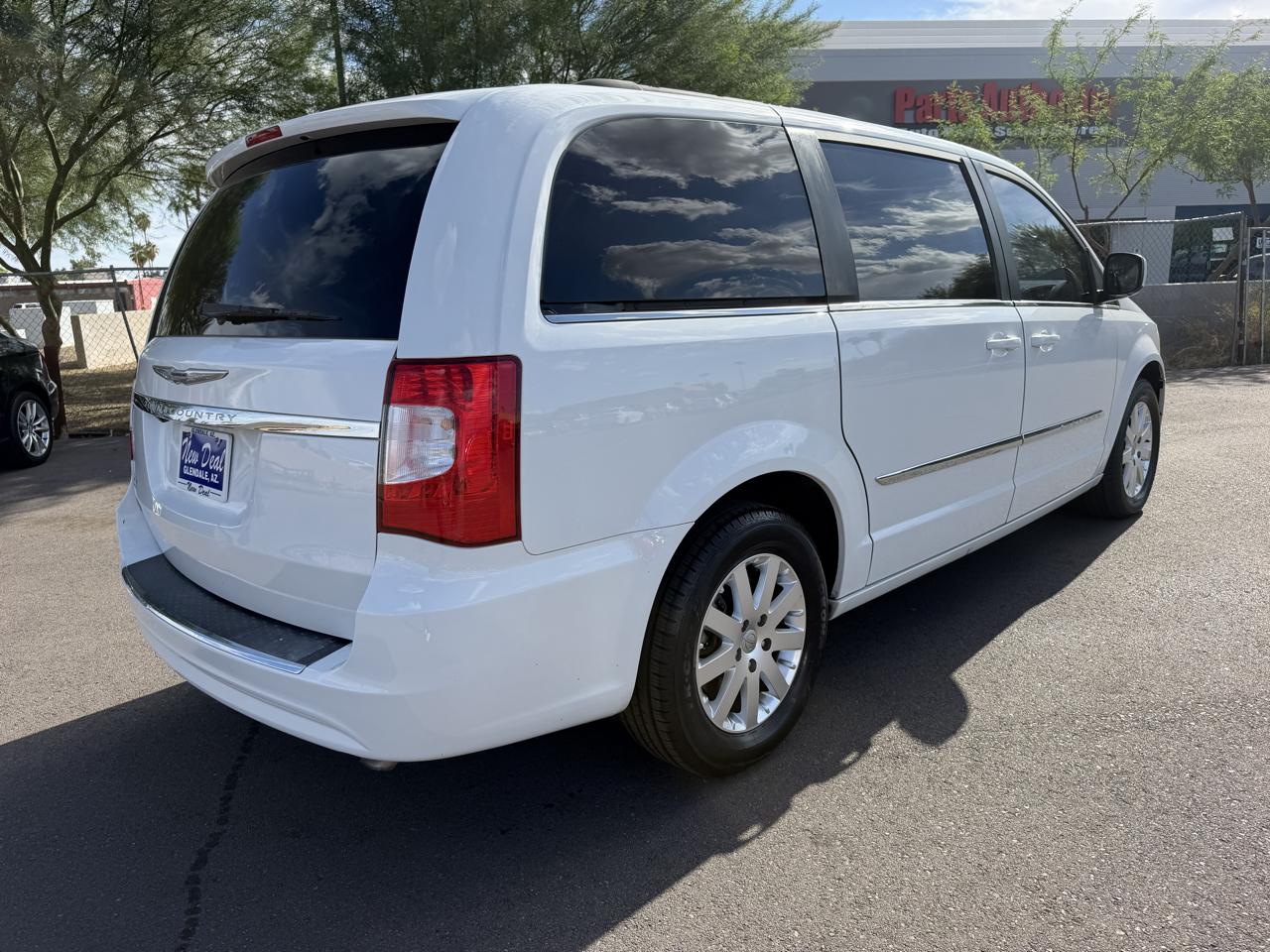 Chrysler Town & Country Touring 2016