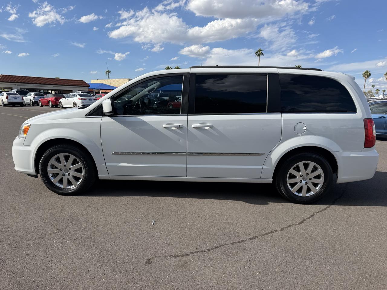 Chrysler Town & Country Touring 2016